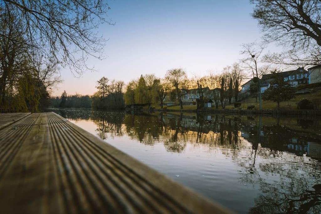 Le Chalet Du Bout Du Monde, En Bord De Riviere ! Grez-sur-Loing Kültér fotó